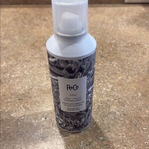 R+Co Foil Frizz + Static Control Spray